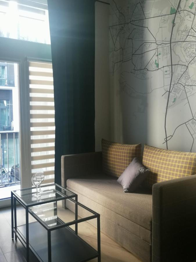 Apartament Airport 弗罗茨瓦夫 外观 照片